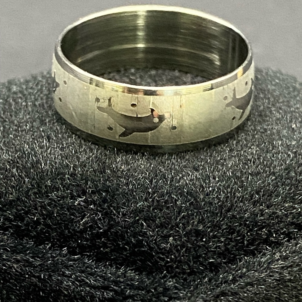 Item 69 Tungsten Dolphin Band
Engraved Ocean Marine Life Sz 7.5